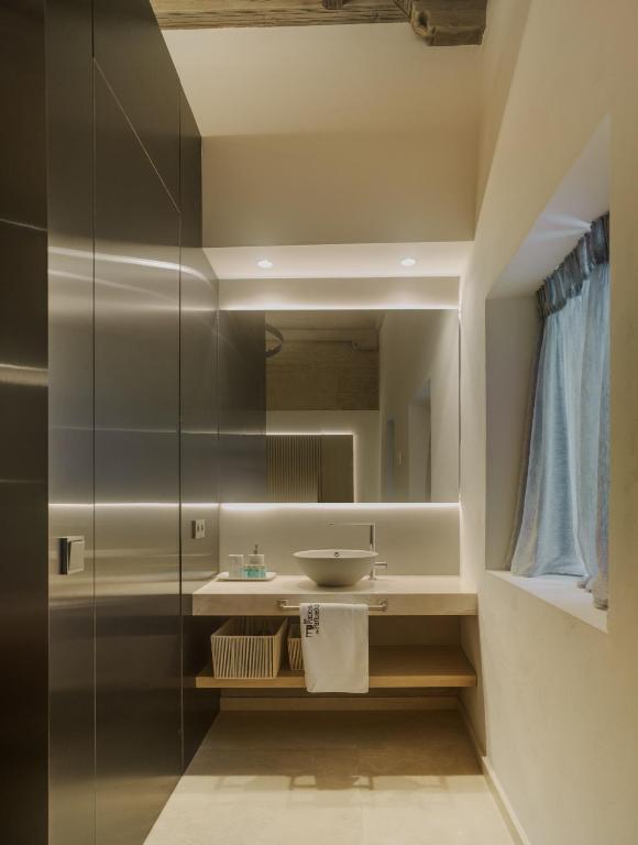 Kúpeľňa v ubytovaní Apartamentos Los Patios del Pañuelo