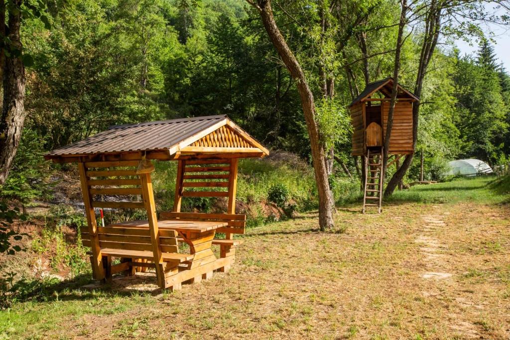 Zahrada ubytování Vila Jasen - Bjelašnica