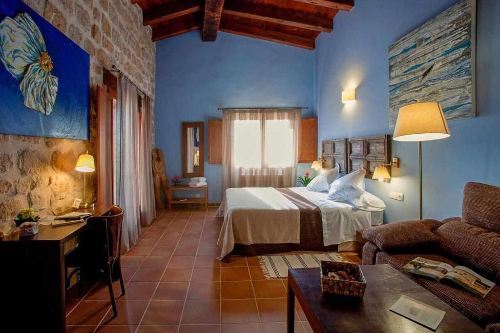 Postel nebo postele na pokoji v ubytování Casa rural restaurante Mas Del Rei