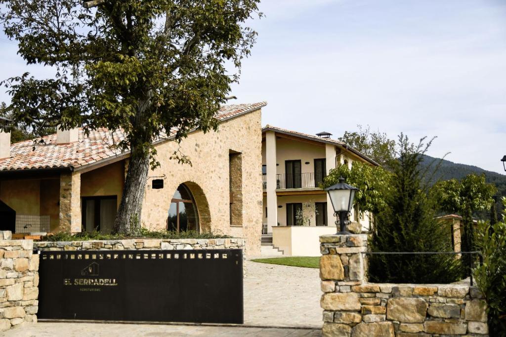 EL SERRADELL AGROTURISME