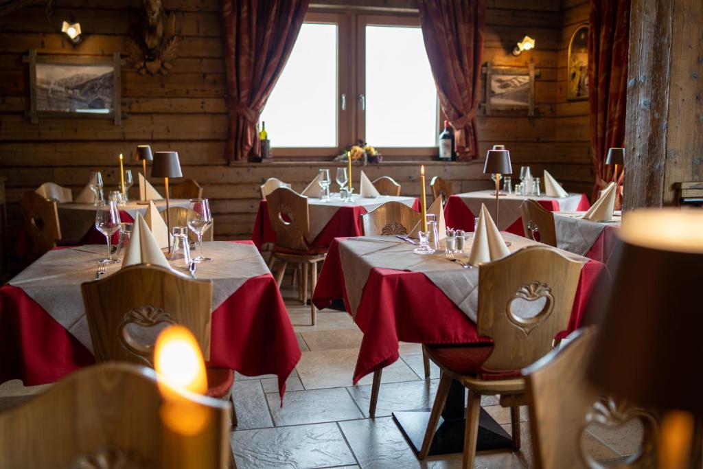 Restaurace v ubytování Hotel La Tea
