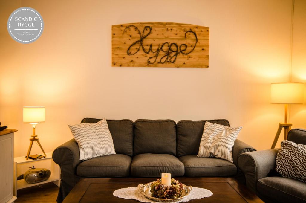 Prostor za sedenje u objektu Ferienwohnung Scandic Hygge Bevern im Weserbergland