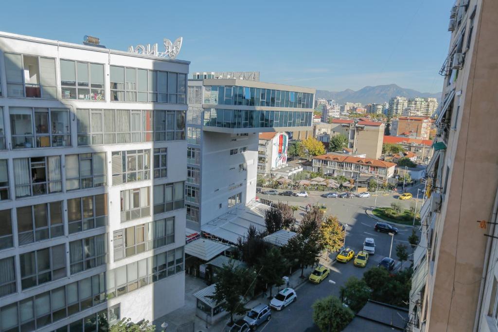 Miku Apartment-Spectacular 1BD At Komuna e Parisit - Imazhi 6