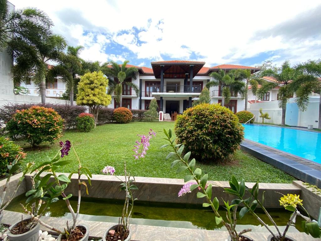 Christima Residence - 17