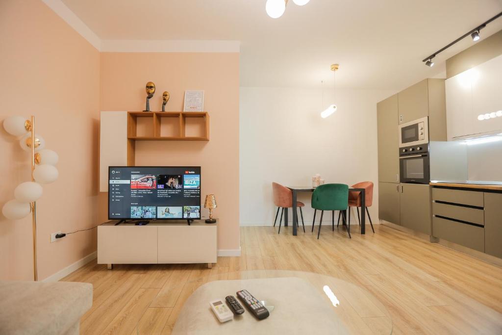 Miku Apartment-Spectacular 1BD At Komuna e Parisit - Imazhi 12