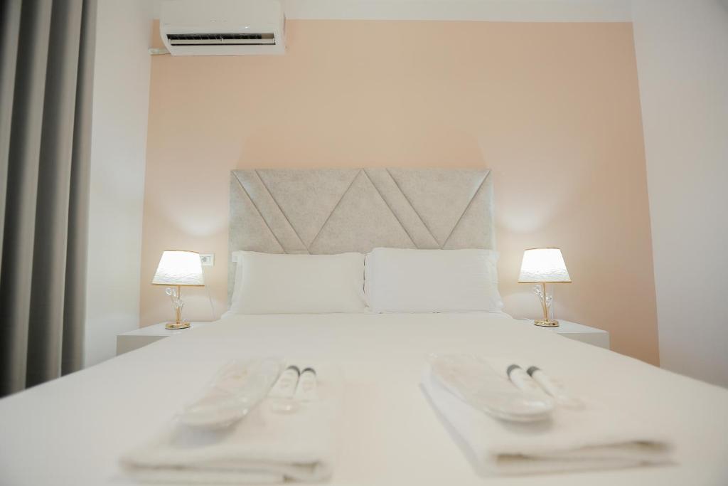 Miku Apartment-Spectacular 1BD At Komuna e Parisit - Imazhi 2