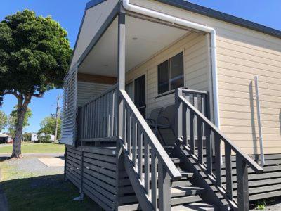 Fishing Haven Holiday Park - Standard Queen Room