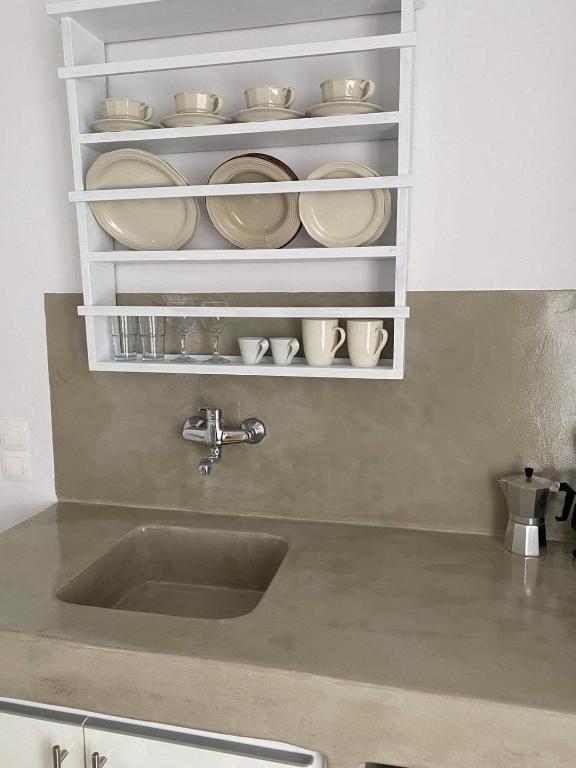 Angie's Studios - 10