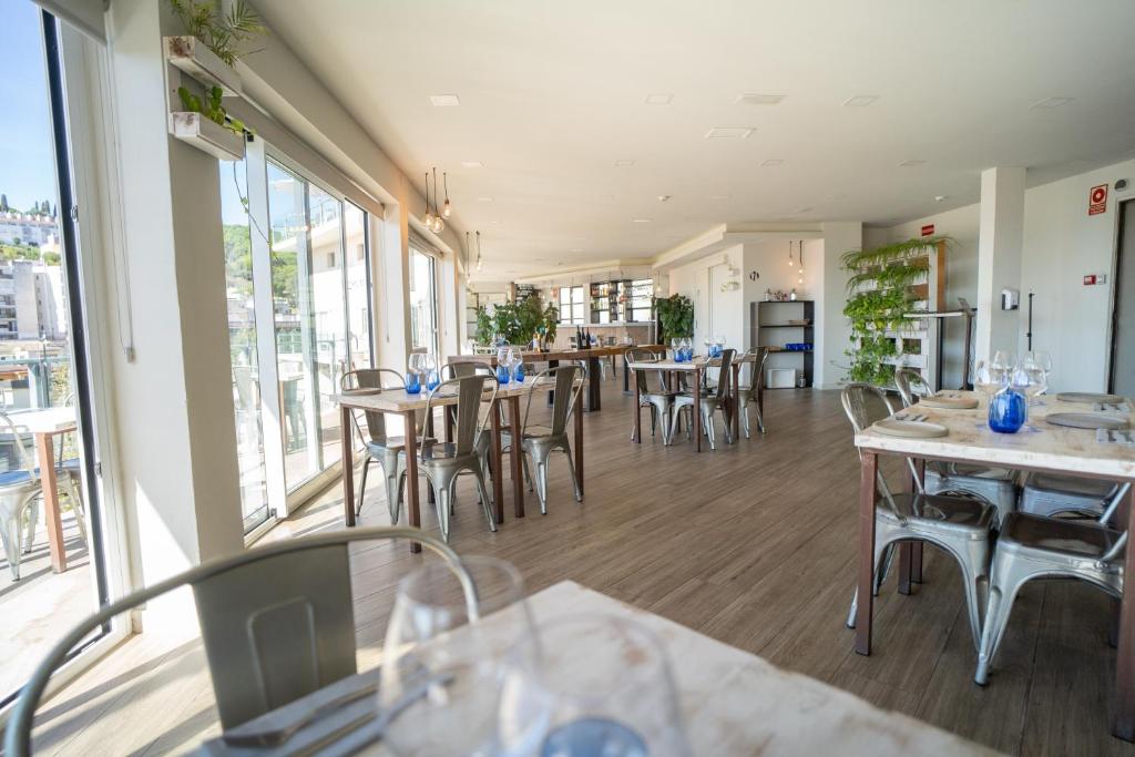 Restaurace v ubytování Dynamic Hotels Caldetes Barcelona