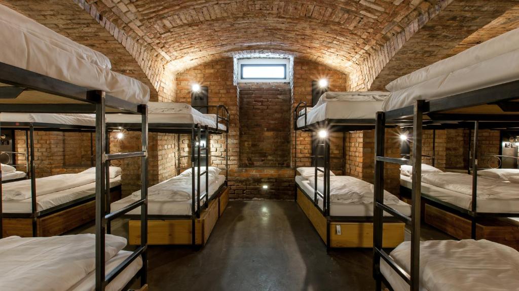 Czech Inn - Bunk Bed In 34-Bed Mixed Basement Dormitory