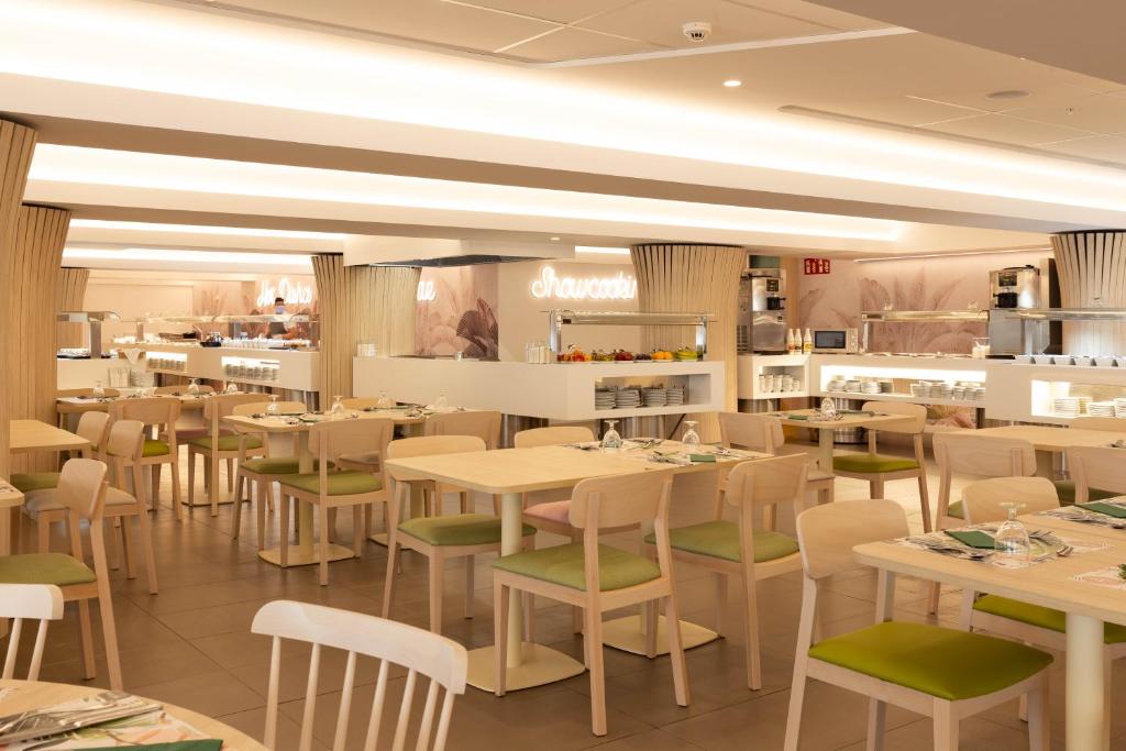 Ambassador Playa I - Resim 41