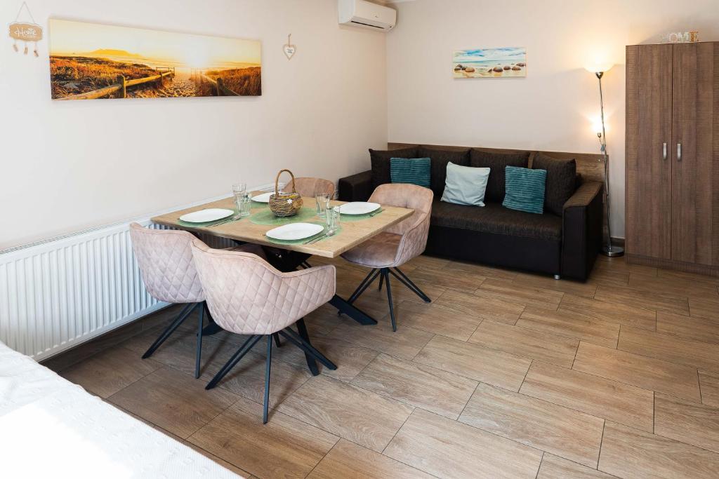 Allium Apartment - Appartement Avec Vue De La Piscine