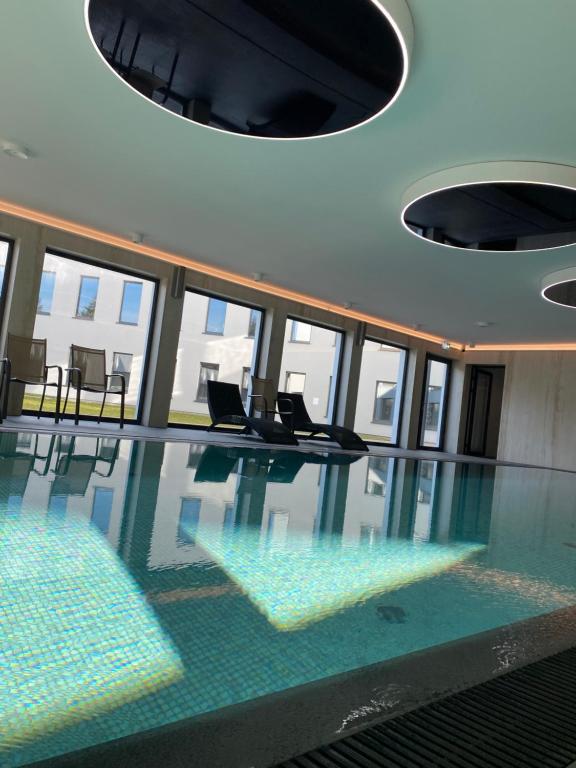 Bazén v ubytování Hotel Solny nebo v jeho okolí