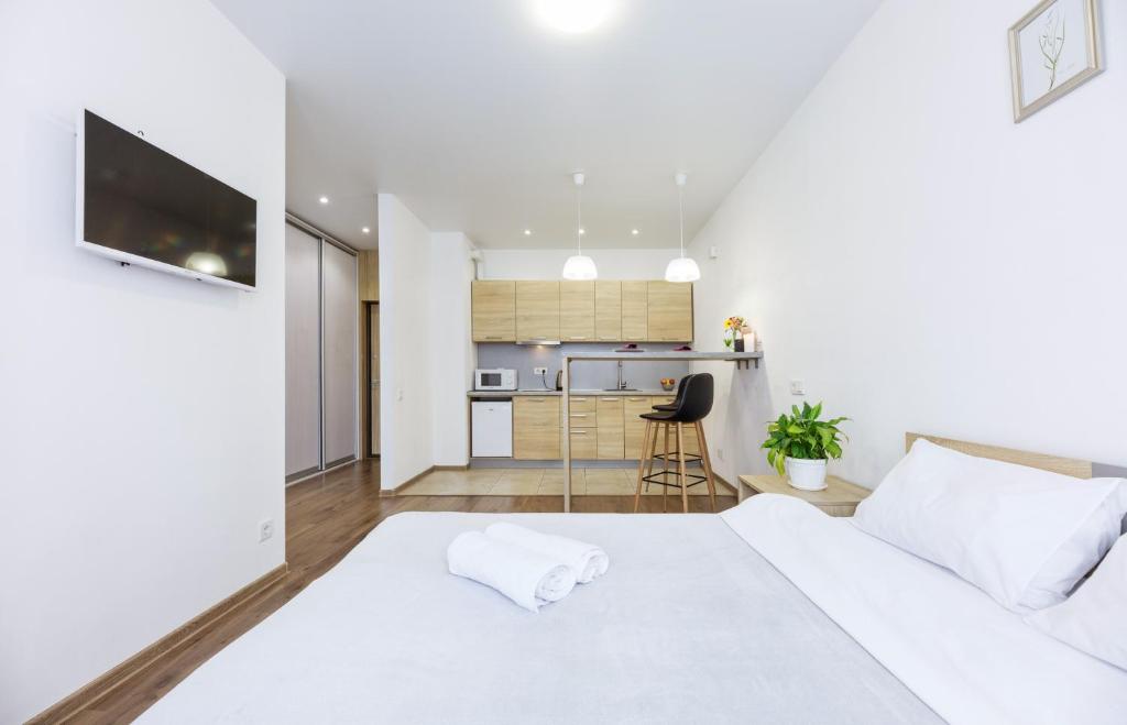 Nyvky Like Home - Studio - apt 20 - One-Bedroom Apartment