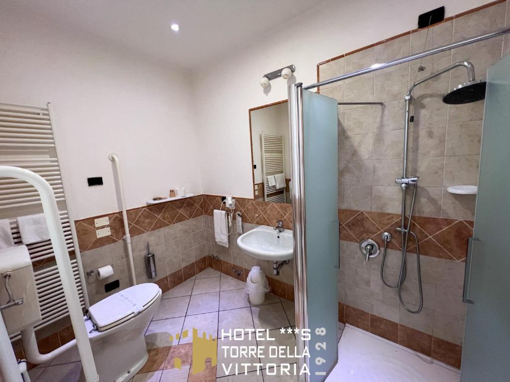 Koupelna v ubytování Hotel Torre della Vittoria 1928