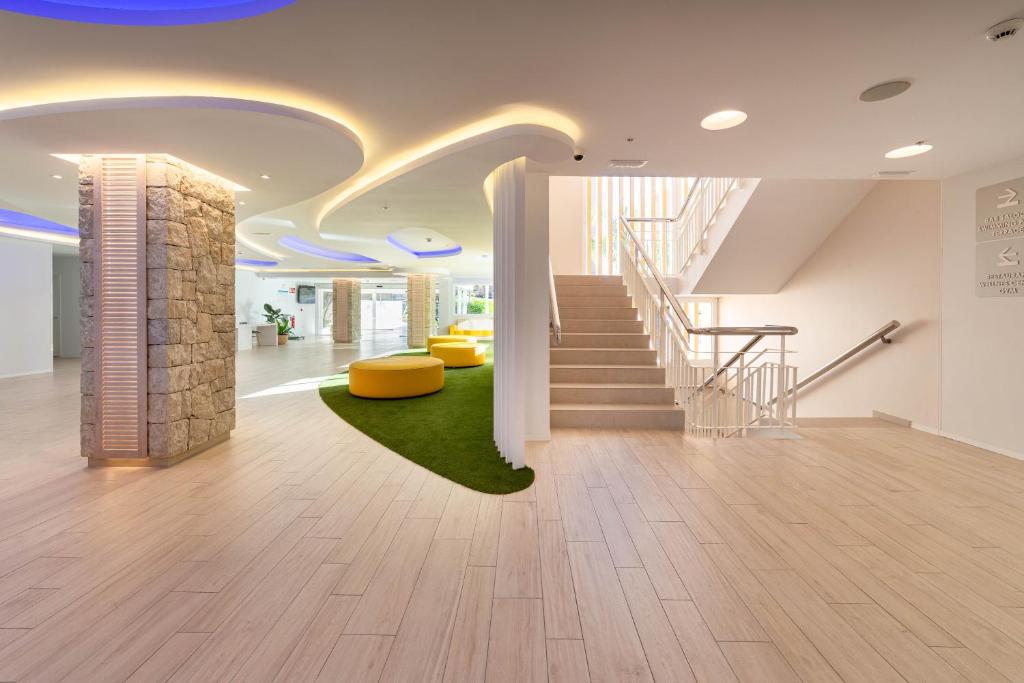 Ambassador Playa II - Resim 25