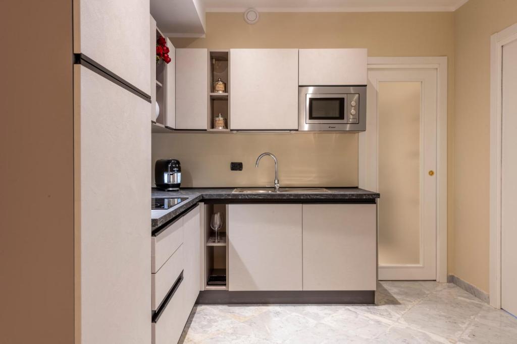 Imperiale Suites Milano - Resim 16