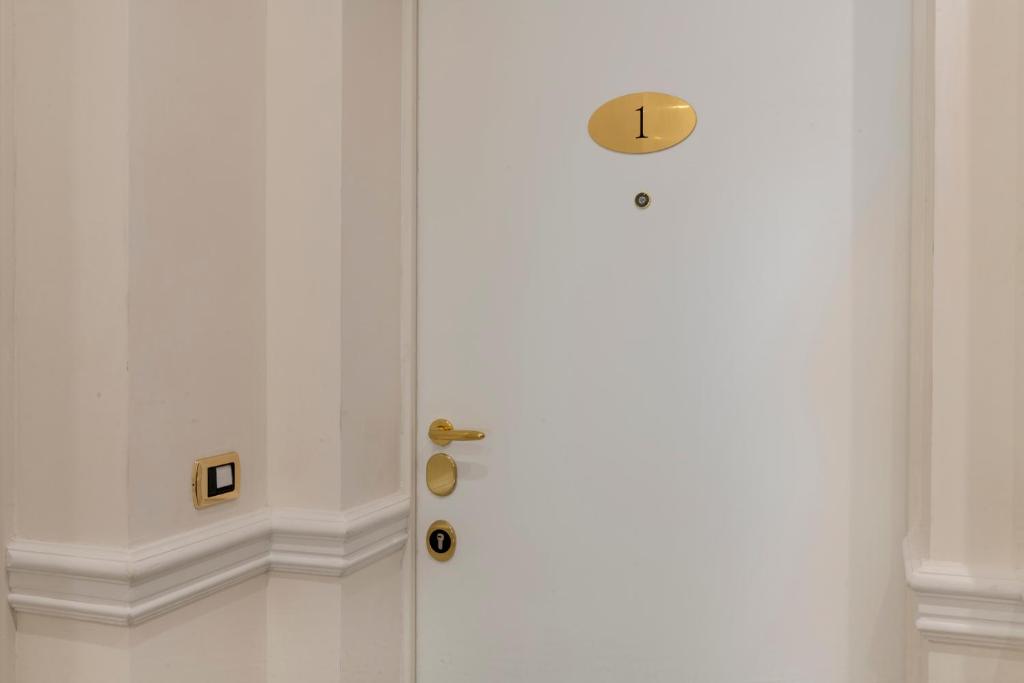 Imperiale Suites Milano - Resim 13