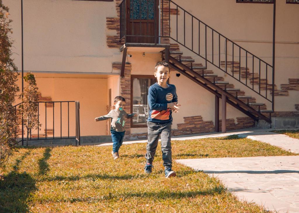 Гости Popock Dilijan 1
