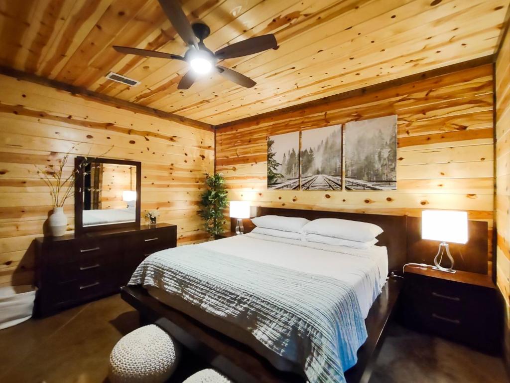 Fishers of Zen Broken Bow Vacation Cabin, Broken Bow (updated prices