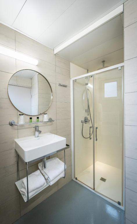 Hôtel du Parc Montparnasse - Resim 23