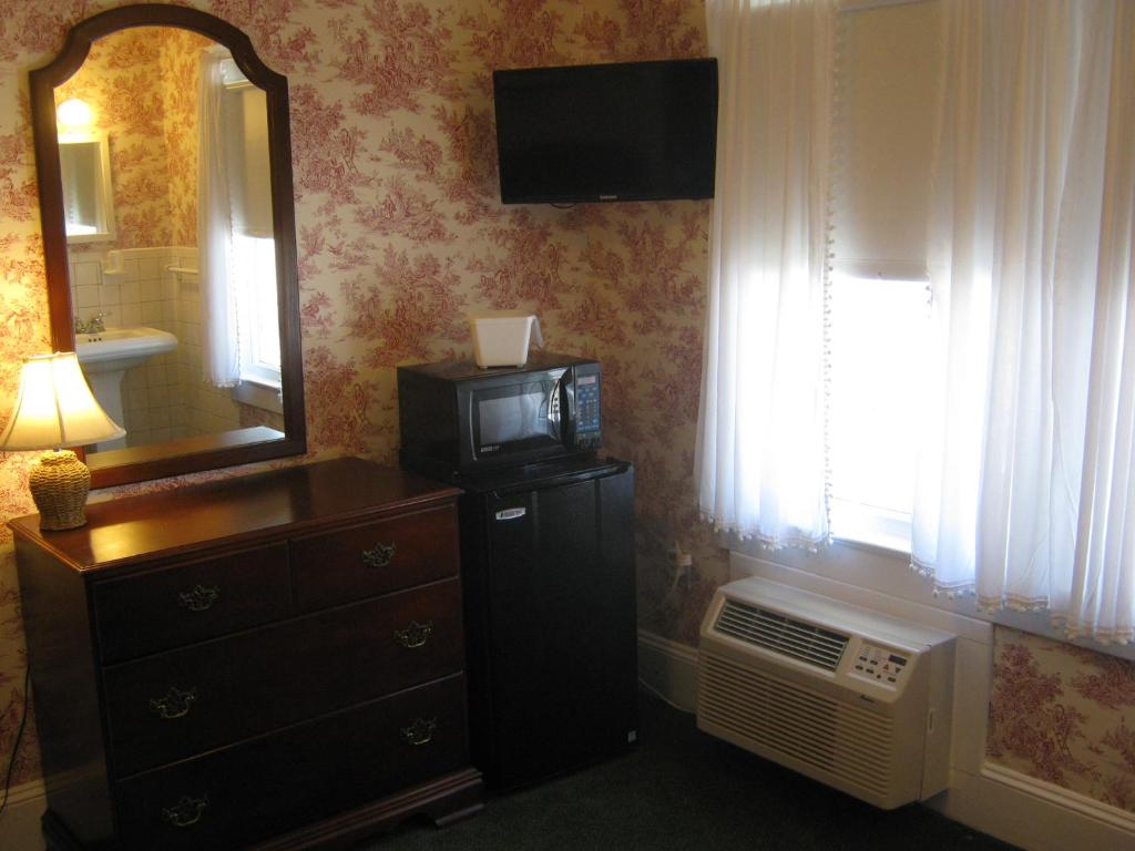 Atlantic Hotel, Inc photo