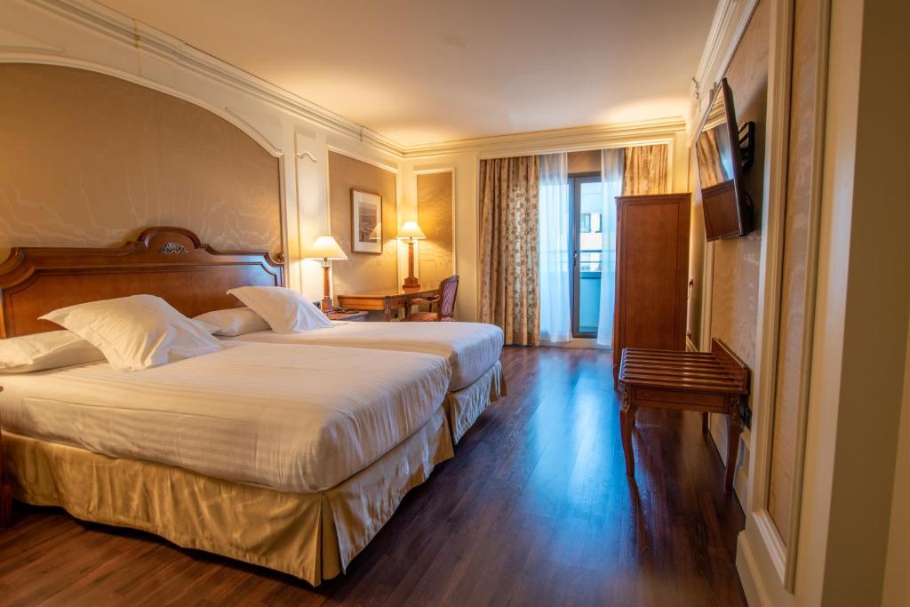 Hotel Sevilla Center - Clube Deluxe