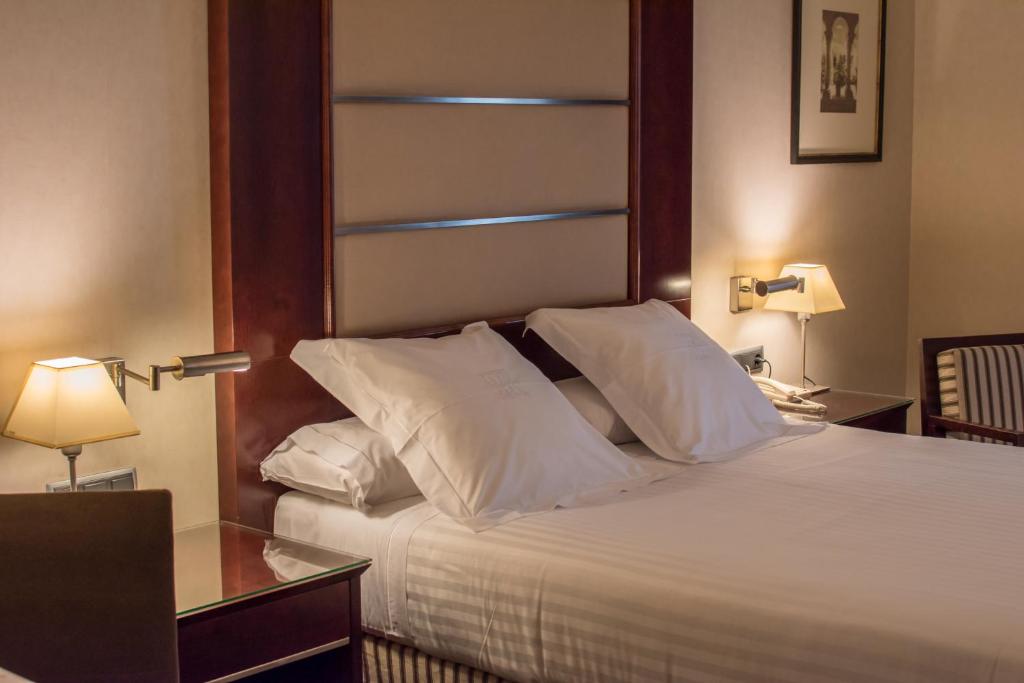 Hotel Sevilla Center - 