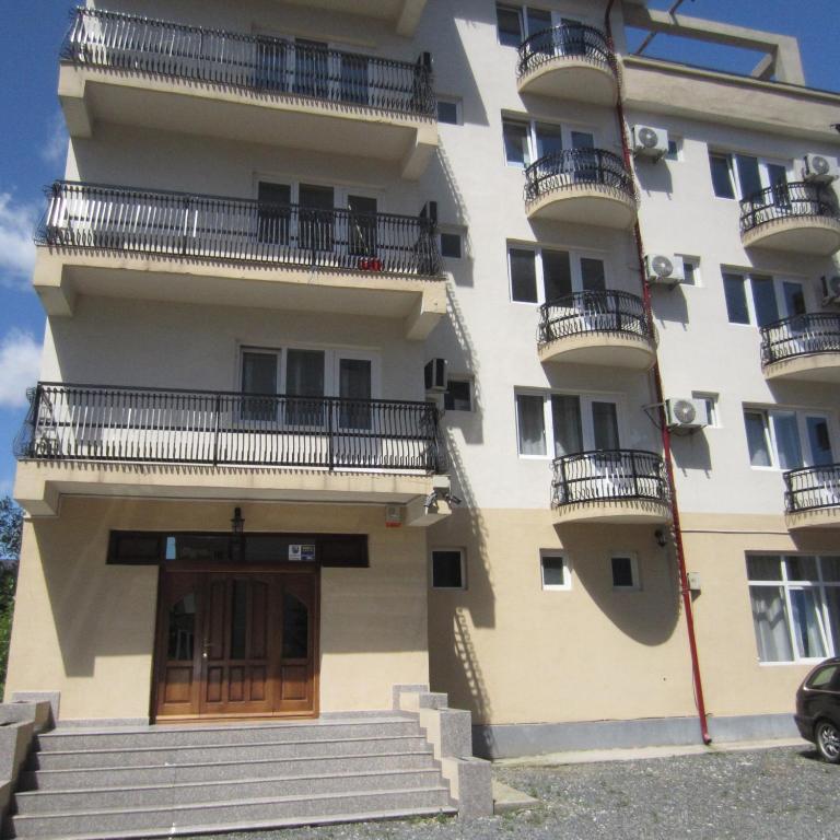 Budova, kde se hotel nachází