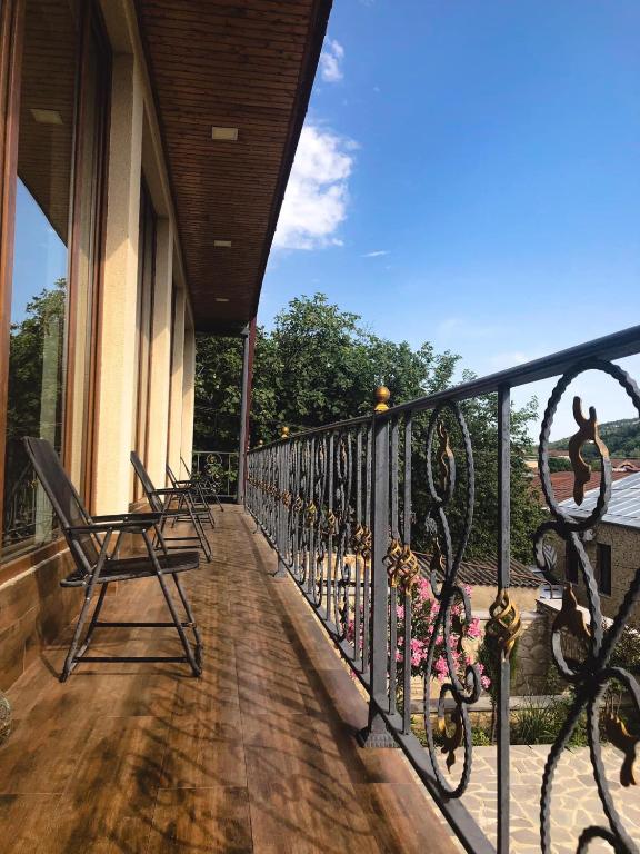 Balkón nebo terasa v ubytování Philia's Guest House