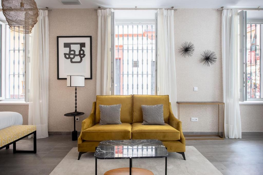 Hernando Colón Olehousing - 2