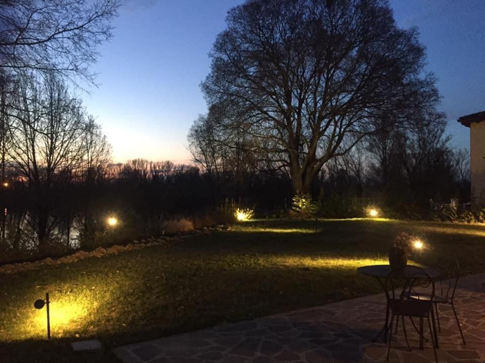 Vonkajšia záhrada v ubytovaní B&B Hole6