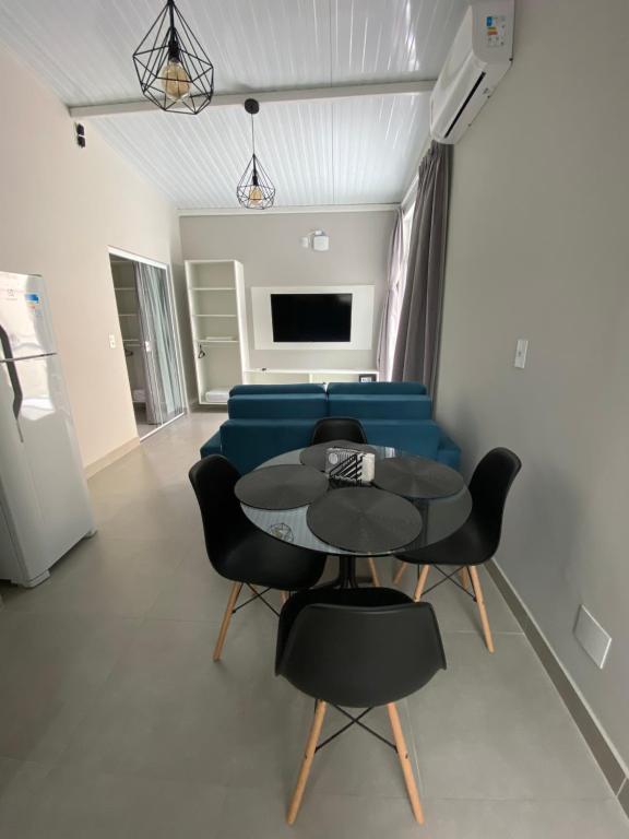 Waikiki Apartament Ipanema - 带阳台的套房