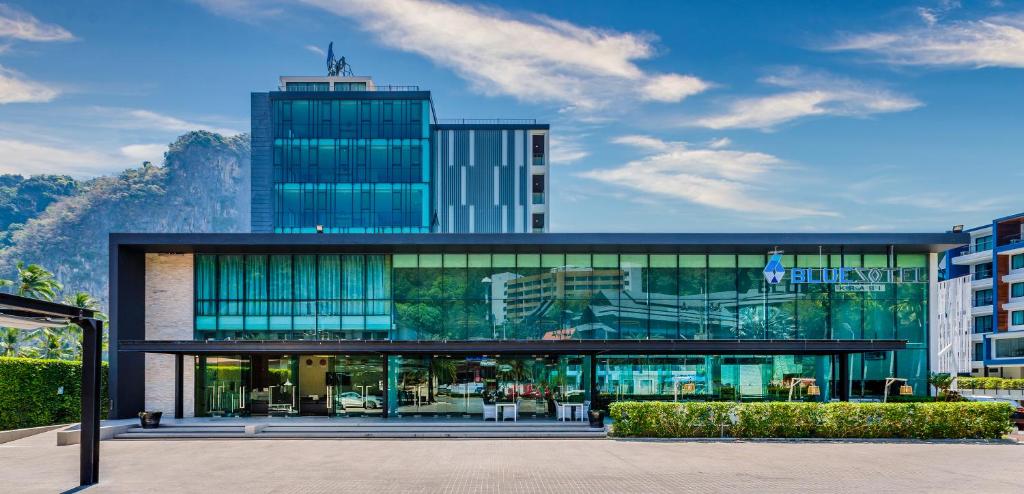 Nespecifikovaný výhled na hory nebo výhled na hory při pohledu z hotelu