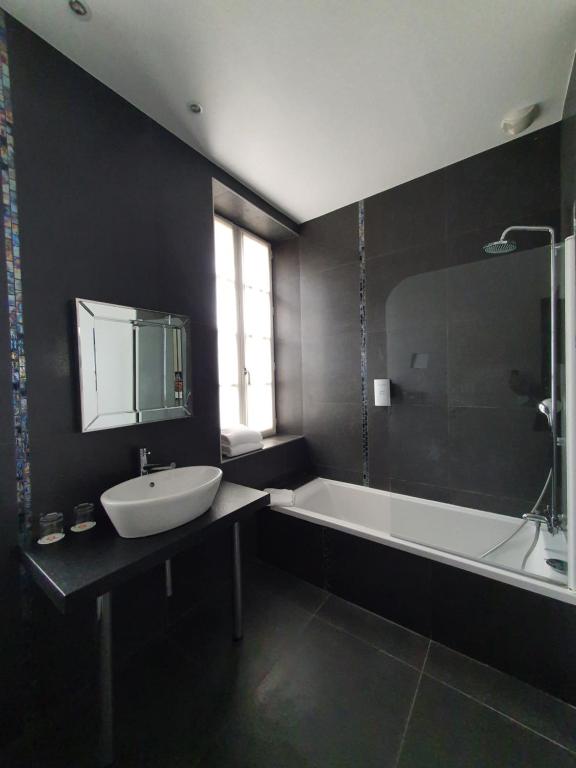 
Executive Triple Room
