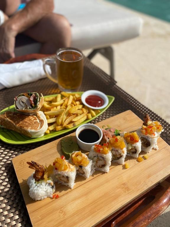 Comida en o cerca de este apartamento