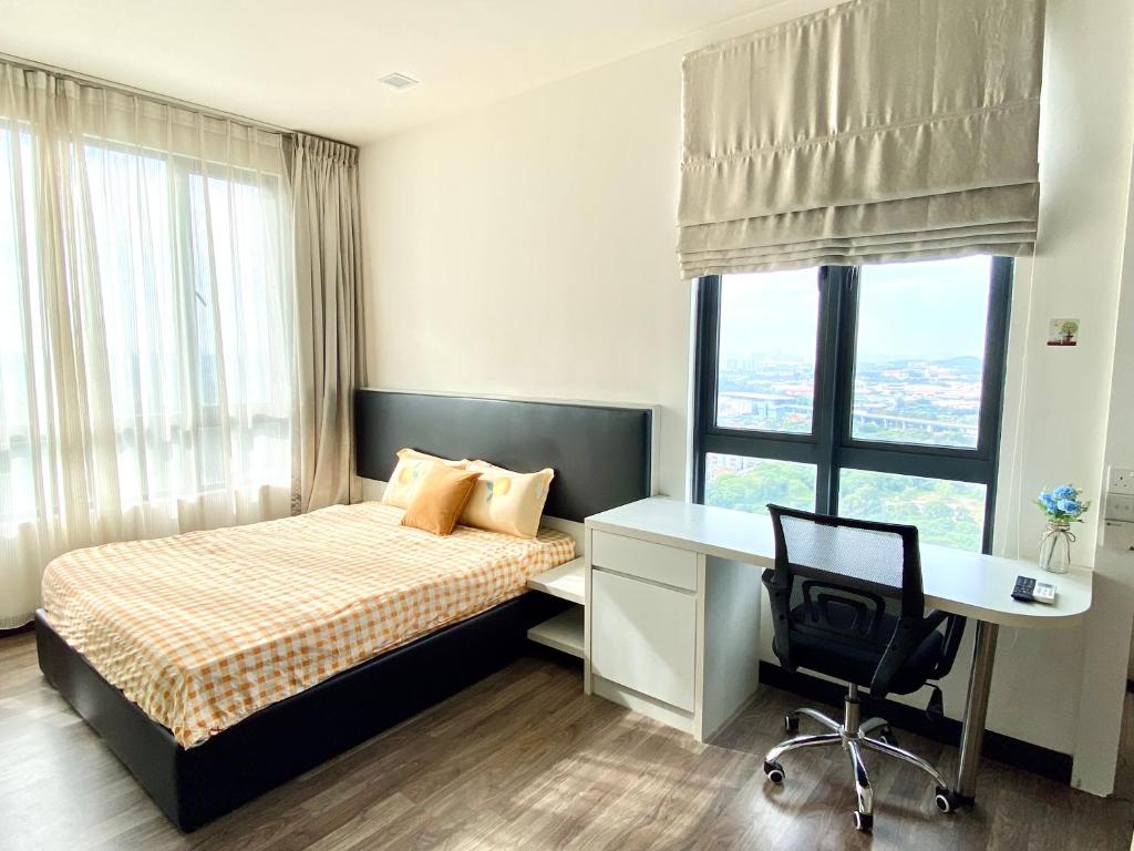 Corner Unit Landmark Residence 2, High Floor, Nice View, WiFi & Tvbox