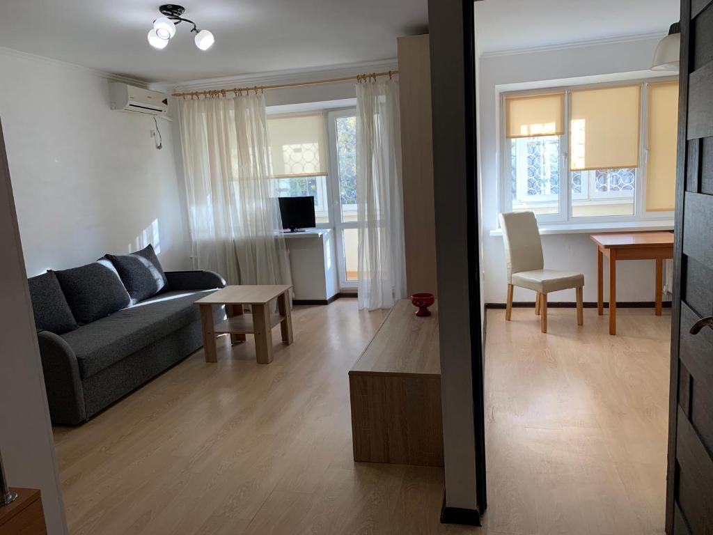 1 kom kvartira mariupol1 - Housity