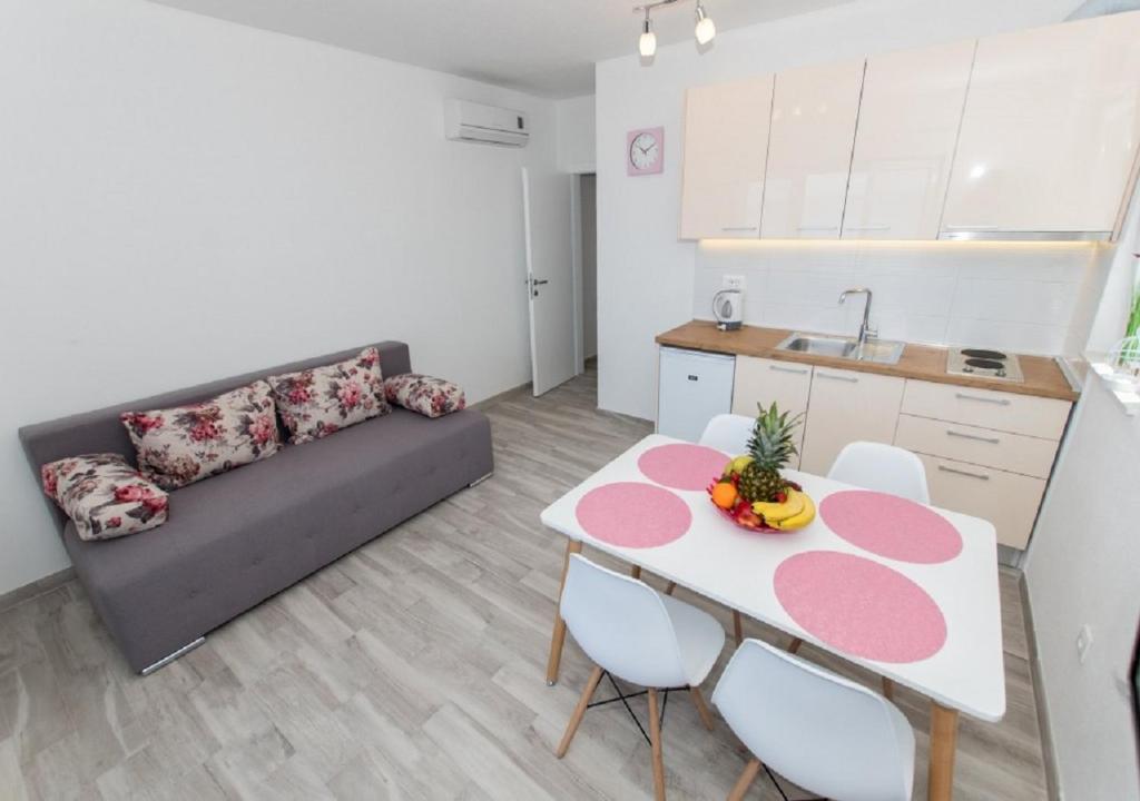 Kuchyň nebo kuchyňský kout v ubytování Seaview apartments Oscar