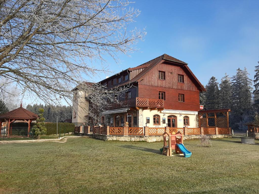 Zahrada ubytování Penzion Planicka