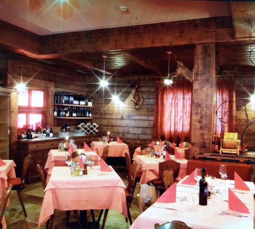 Restaurace v ubytování Hotel La Tea