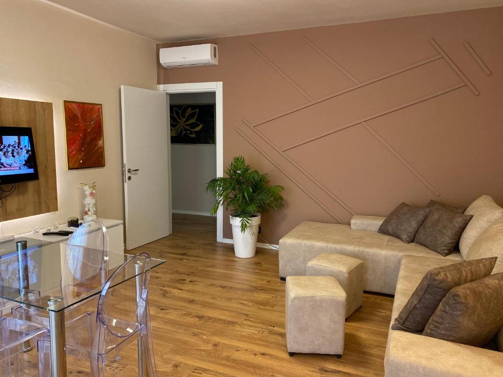 Nemi apartments Tirana free parking - Image 7