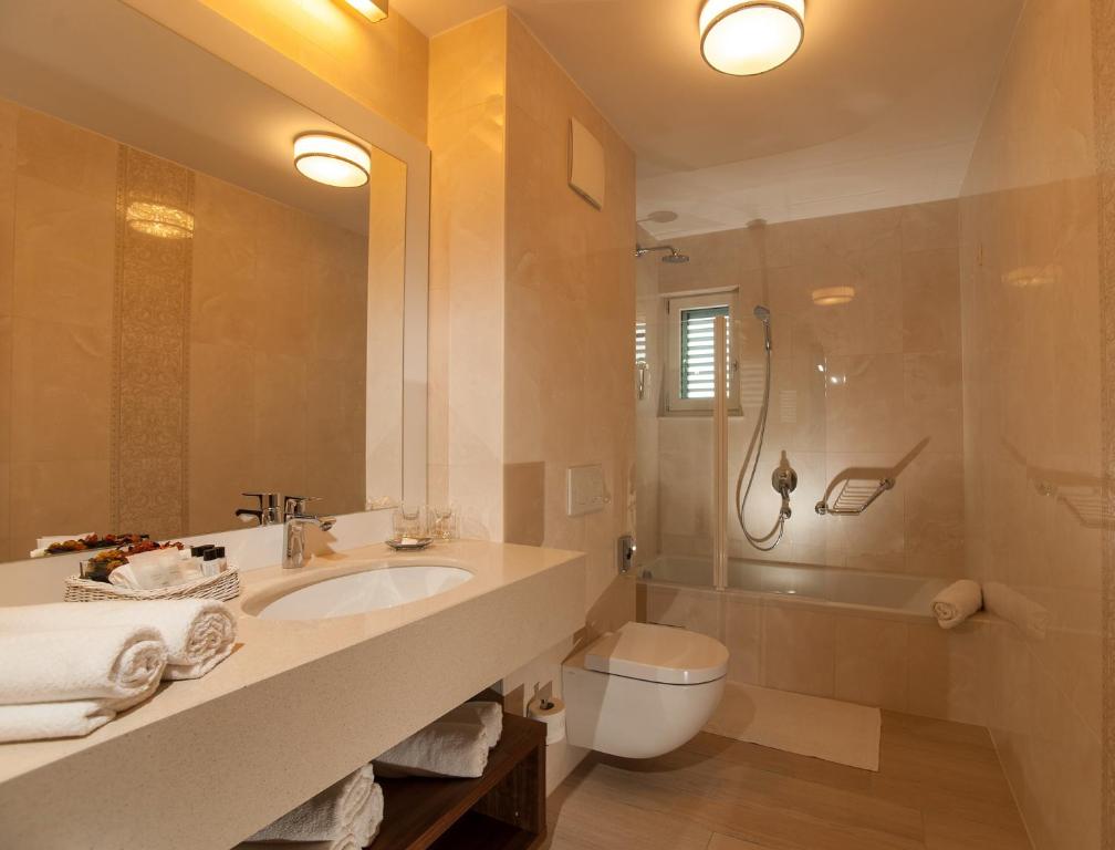 Kúpeľňa v ubytovaní Aparthotel Miramare