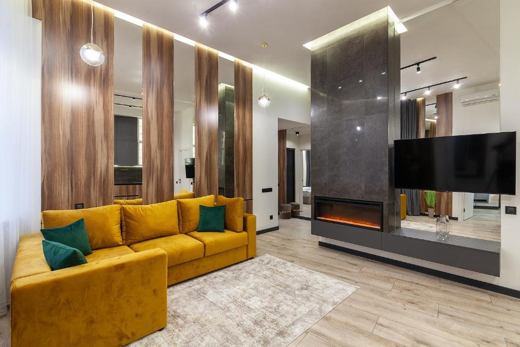 Royal apartment on Leontovicha 7/2 головне фото