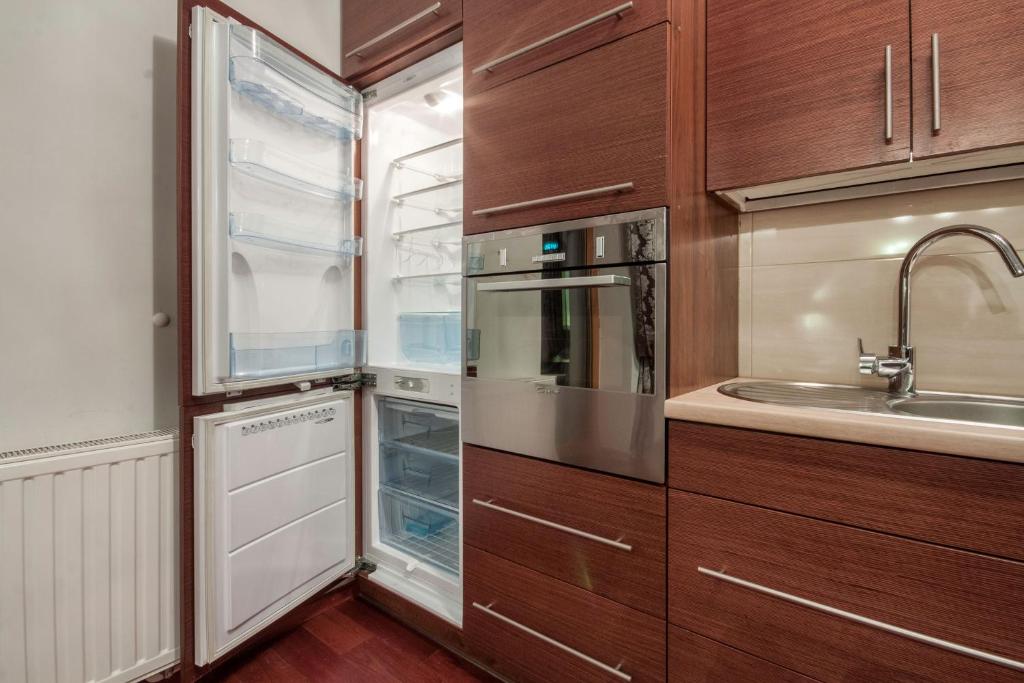 Kuchyňa alebo kuchynka v ubytovaní ApartSerwis - Gorące Źródła Apartament Lodowa Kopa 1