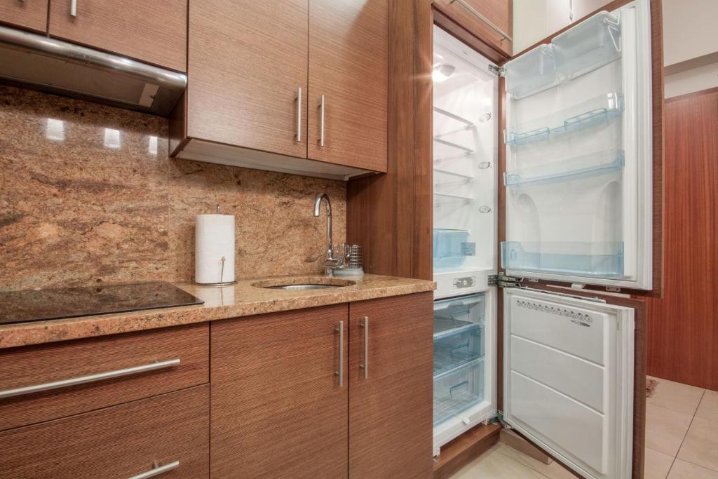 Kuchyňa alebo kuchynka v ubytovaní ApartSerwis - Gorące Źródła Apartament Szałasówka