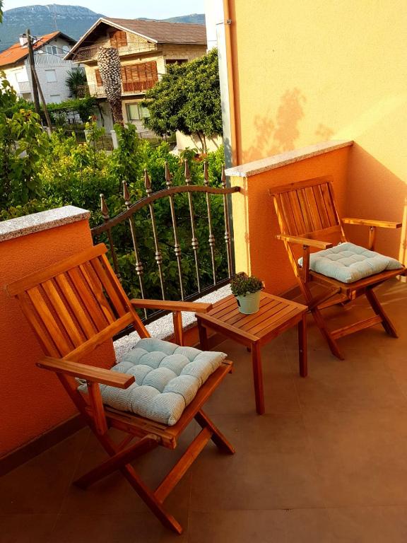 Balkón alebo terasa v ubytovaní Apartman marino