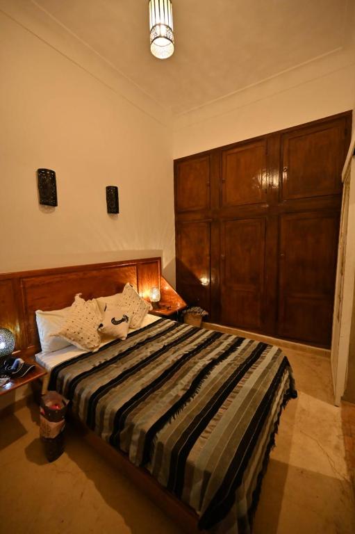 Postel nebo postele na pokoji v ubytování Riad Thycas
