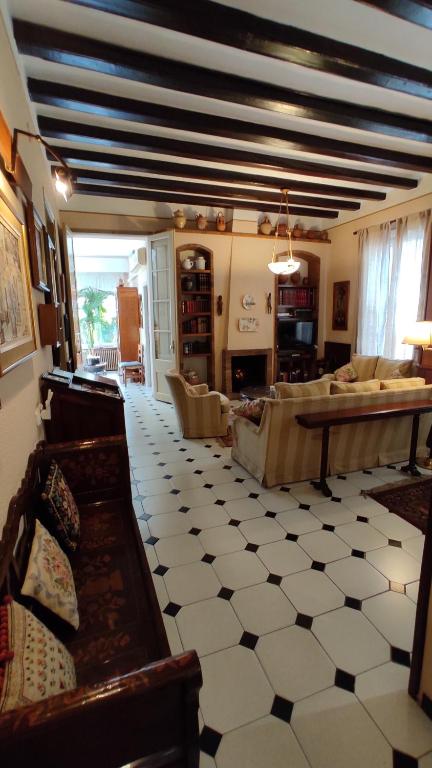 A seating area at Casa MO