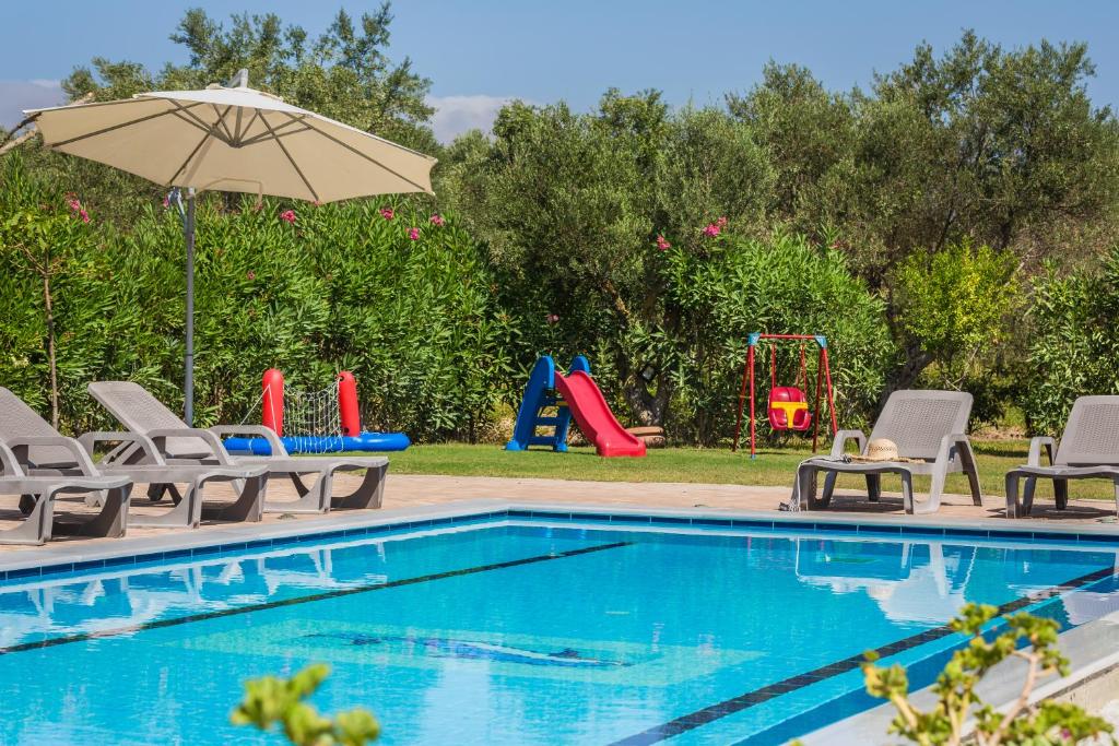 The swimming pool at or close to Villa Glavina